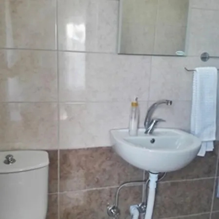 Camlaraltipansiyon * Ayvalı