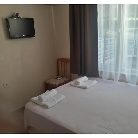çamlaraltıpansiyon * Ayvalı