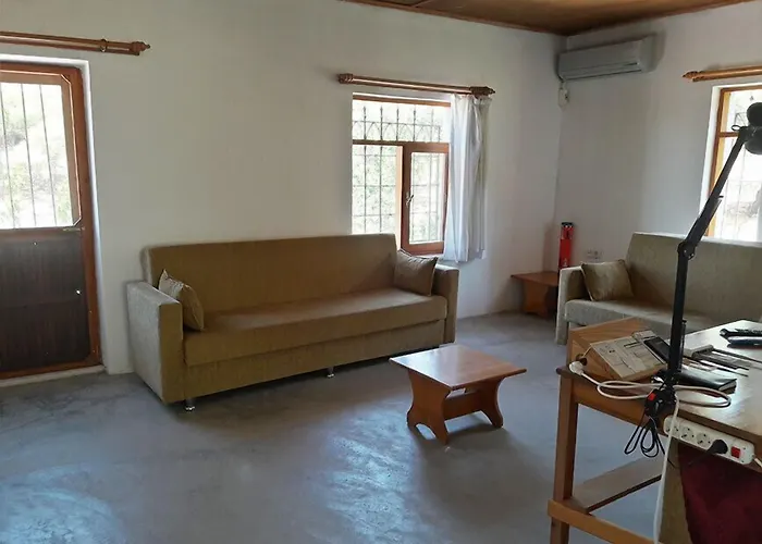 Alloggio in famiglia Camlaraltipansiyon Ayvalı