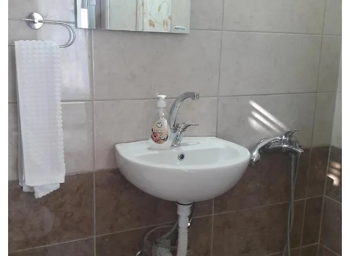 Alloggio in famiglia Camlaraltipansiyon *