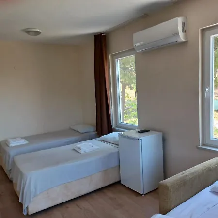 Camlaraltipansiyon Rum i privatbostad *