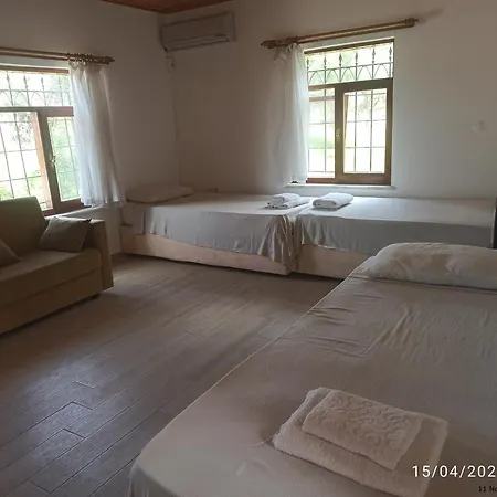 Camlaraltipansiyon * Ayvalı