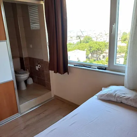 Camlaraltipansiyon Rum i privatbostad *