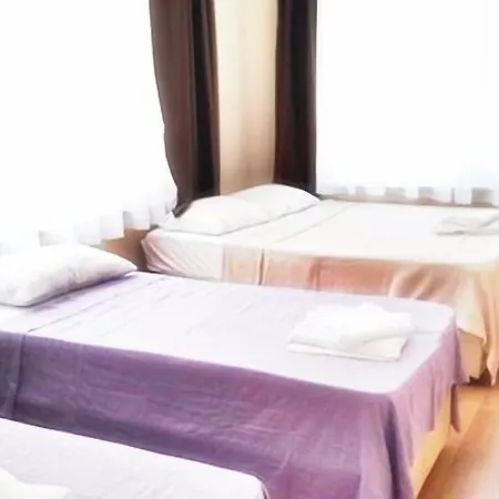 Camlaraltipansiyon Rum i privatbostad